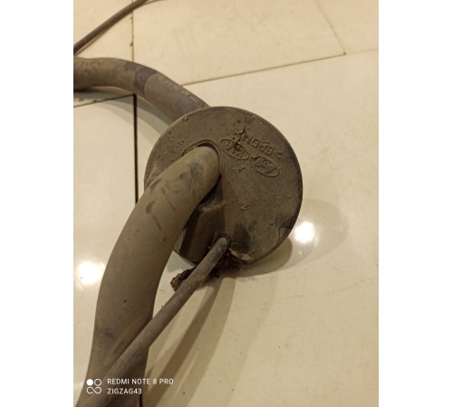 Горловина бачка омывателя