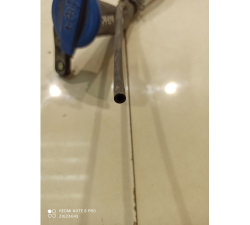 Горловина бачка омывателя