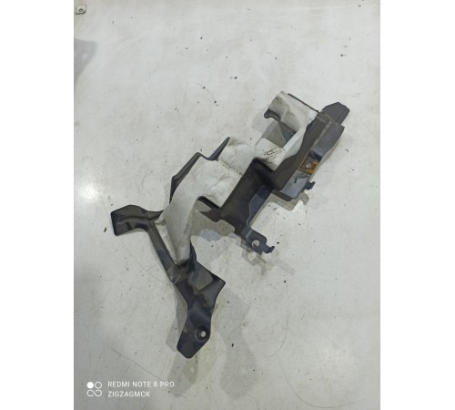 Накладка под торпедо левая