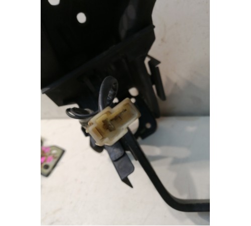 Педаль тормоза