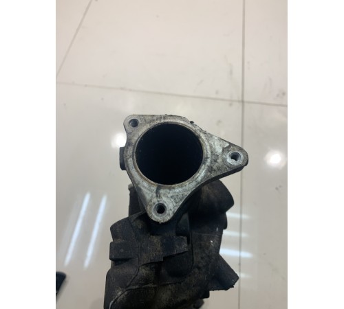 Впуской коллектор