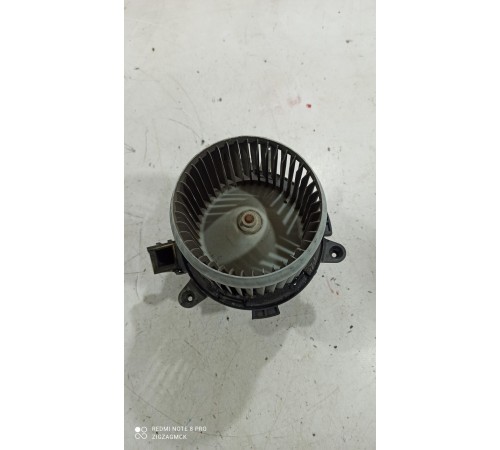 Моторчик отопителя (печки)