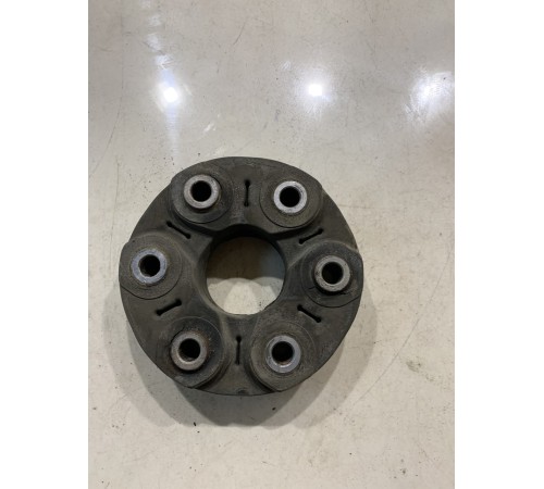 Эластичная муфта карданного вала