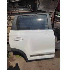 Дверь задняя правая в сборе