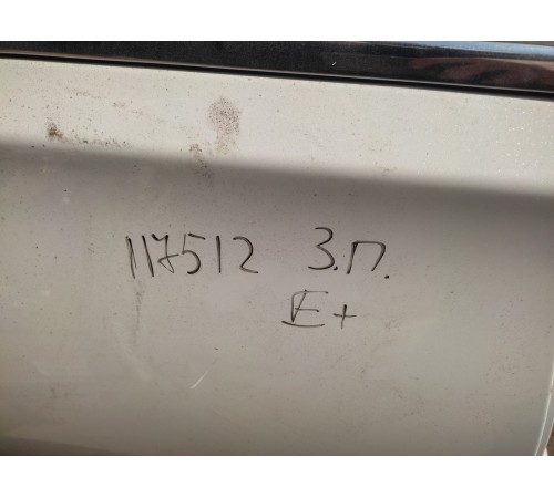 Дверь задняя правая в сборе