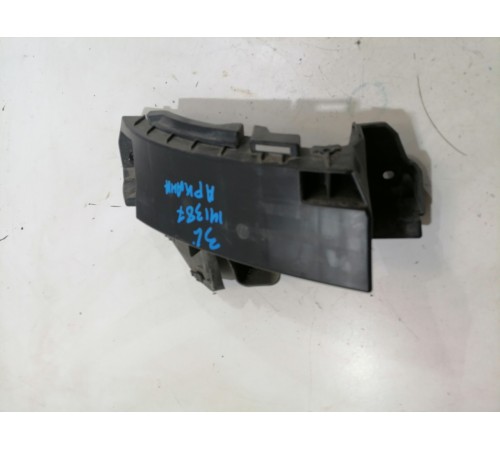 Кронштейн заднего бампера левый