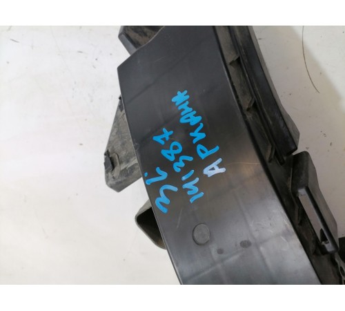 Кронштейн заднего бампера левый