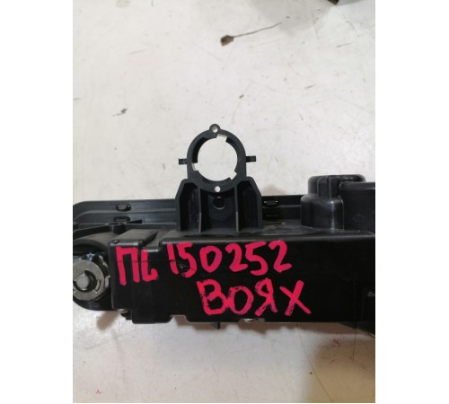 Ручка двери передняя левая наружная