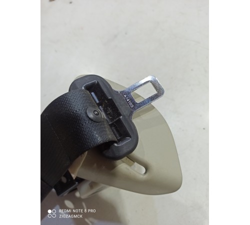 Ремень безопасности (задний левый)