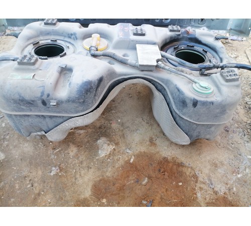 Бак топливный