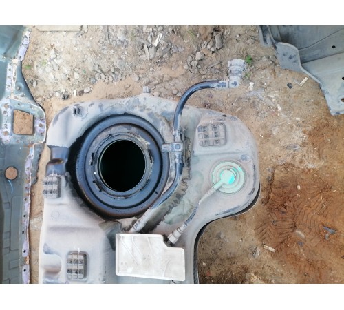 Бак топливный