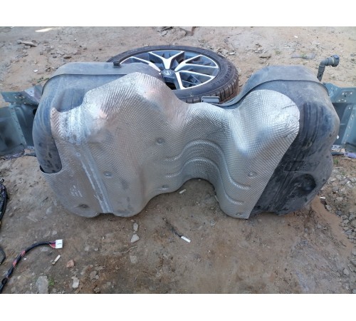 Бак топливный