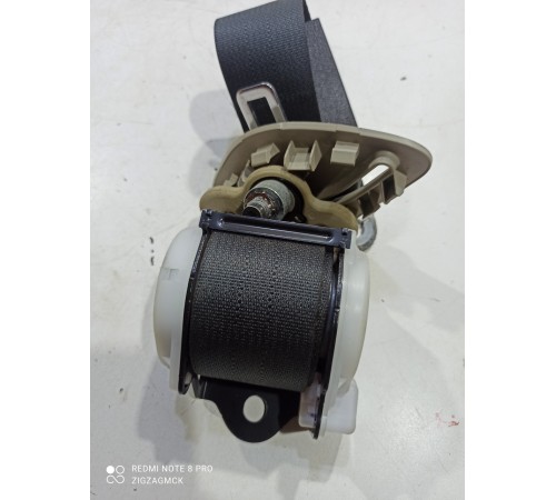 Ремень безопасности (задний левый)