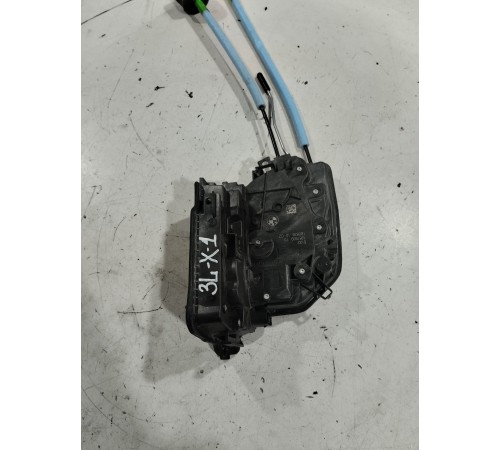 Замок двери (задний левый)