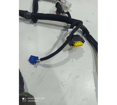 Электропроводка двери (передняя правая)