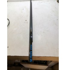 Уплотнитель стекла задний правый, молдинг