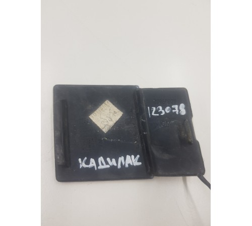 Заглушка бампера буксировочного крюка задняя