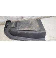 Обшивка багажника правой стороны