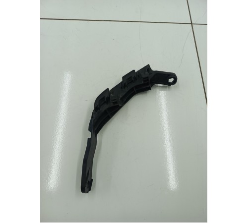 Кронштейн бампера задний правый 