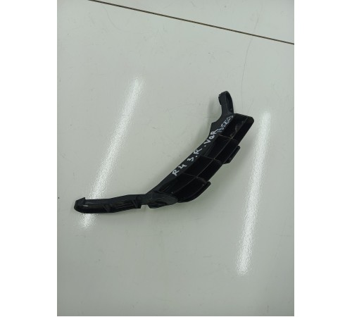 Кронштейн бампера задний правый 