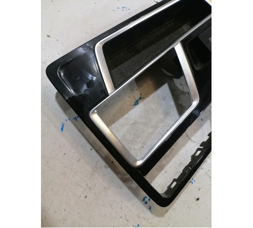 Накладка центральной консоли