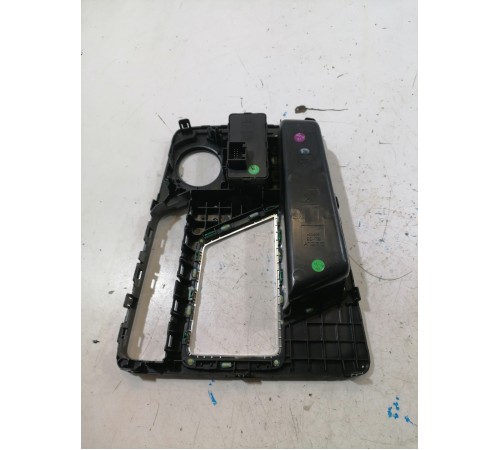 Накладка центральной консоли