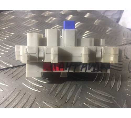 Блок предохранителей