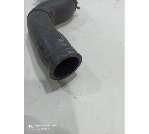 Патрубок системы охлаждения