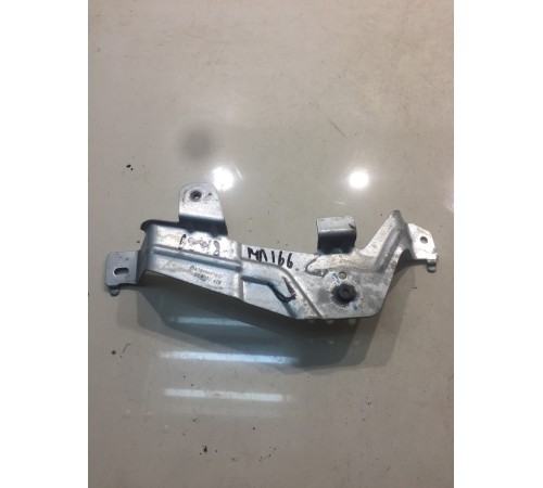 Кронштейн(задний,правый)