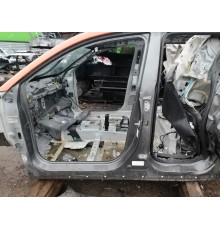 Порог со стойкой левый