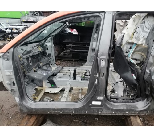 Порог со стойкой левый