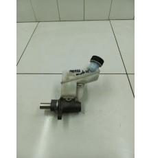 Главный тормозной цилиндр с бачком