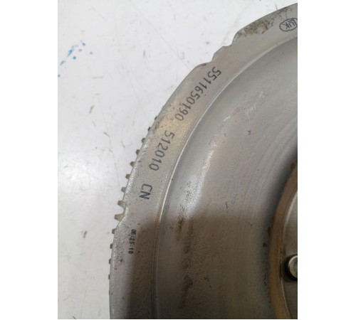 Маховик двигателя