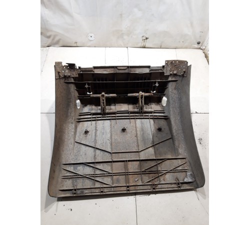 Брызговик (задний левый передний)