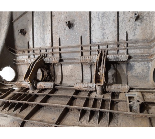 Брызговик (задний левый передний)