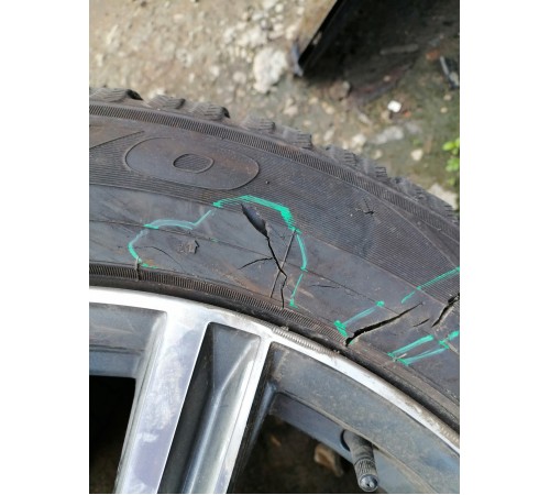 Колесо в сборе 275/50R21 зима