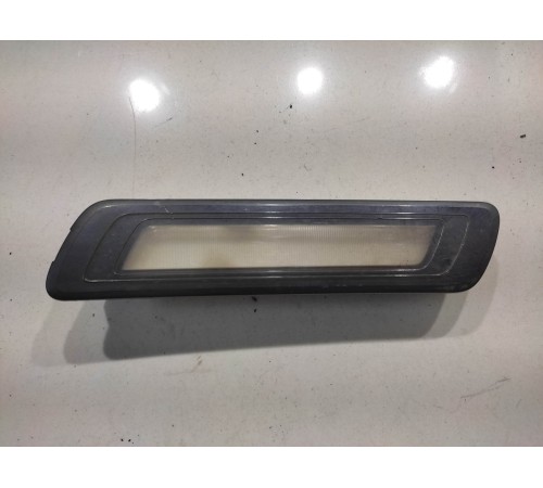 Плафон подсветки багажника (правый)