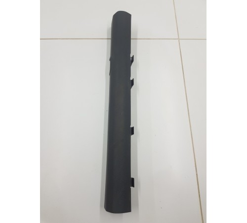 Накладка порога передняя левая внутренняя