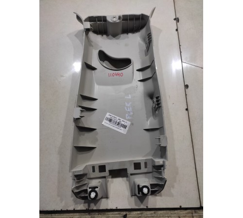 Обшивка центральной стойки(левая верхняя)