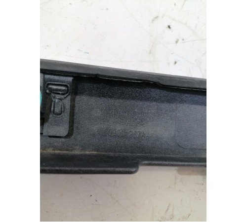 Накладка крышки багажника