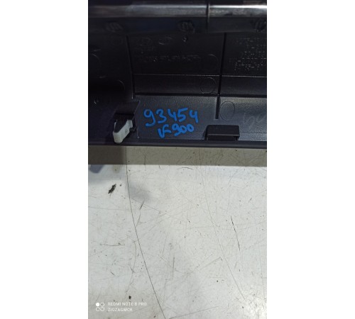 Накладка торпедо декоративная