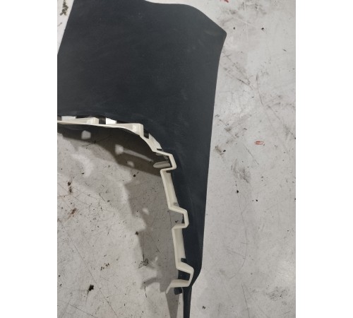 Обшивка задней стойки (правая)