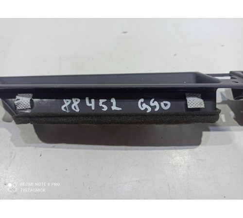 Дефлектор воздушный обдува стекла