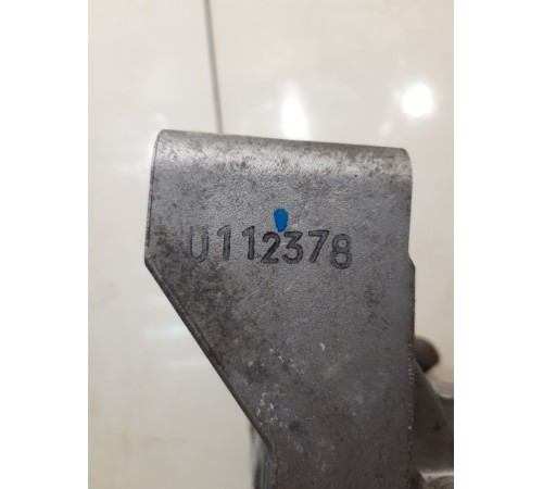 Кронштейн генератора