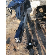 Лонжерон передний правый