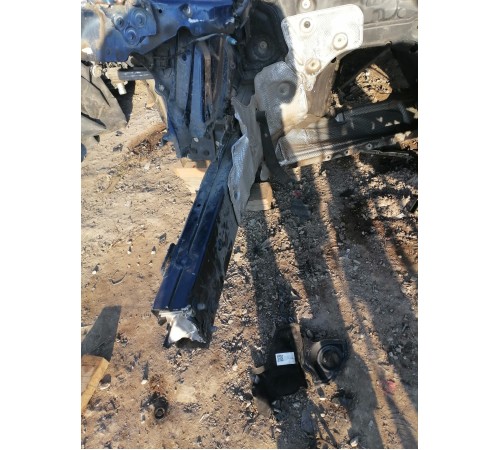 Лонжерон передний правый