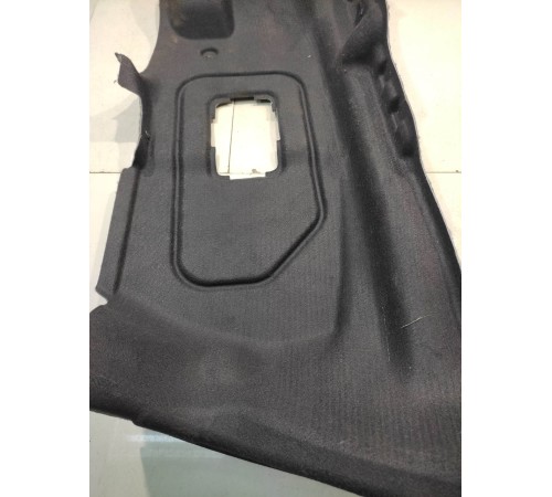 Обшивка багажника