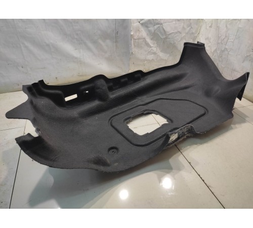 Обшивка багажника