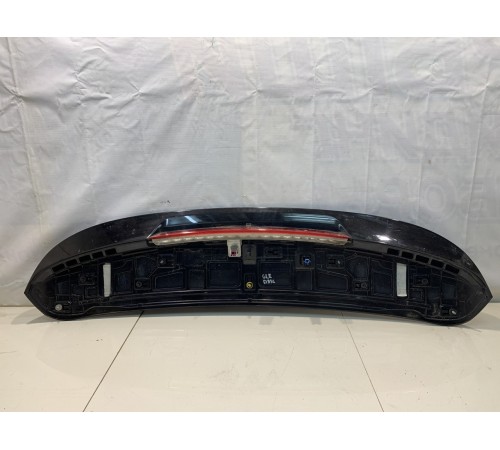 Спойлер крышки багажника