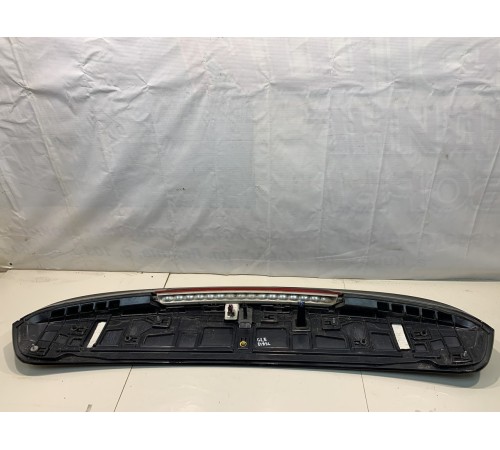 Спойлер крышки багажника